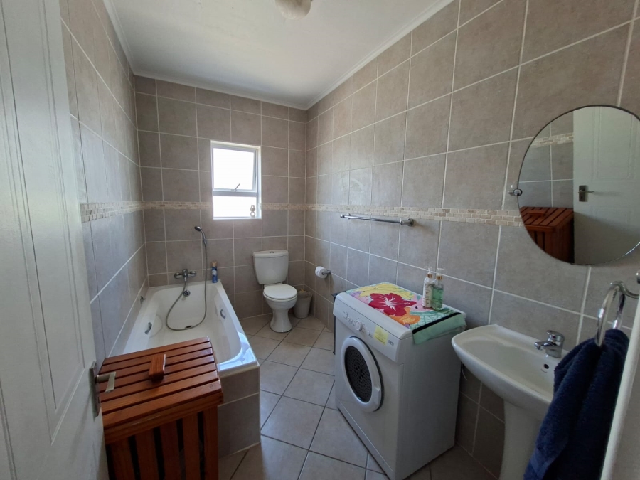 3 Bedroom Property for Sale in Reebok Western Cape